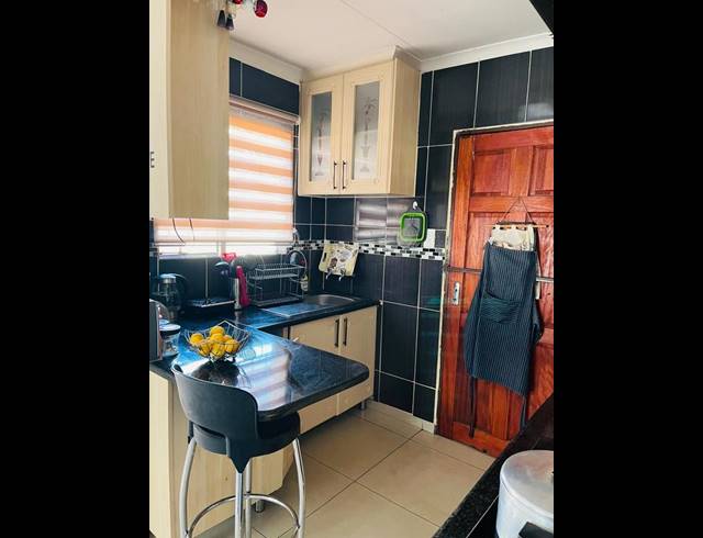 3 BEDROOM HOUSE FOR SALE IN SOSHANGUVE VV